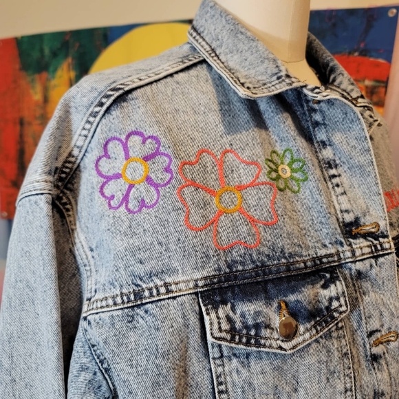 🚨SOLD OUT🚨 The Goddess Denim Acid Wash Jacket - Picture 2 of 6